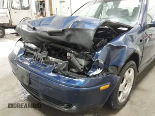 2002 Volkswagen Jetta GLS with VIN 3VWSP69M92M051796, listed as a IAAI auction lot 42034446 with 447,940 mi miles and . Bid and sale history available at DreamBid. Image 6.