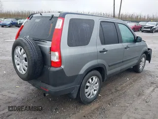 2006 Honda CR-V LX with VIN SHSRD78526U402819, listed as a IAAI auction lot 41986305 with 237,732 mi miles and . Bid and sale history available at carsss.com. Image 4.