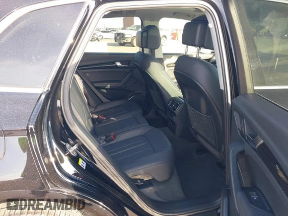 2019 Audi Q5 Premium Plus with VIN WA1BNAFY9K2073043, listed as a IAAI auction lot 41580814 with 45,225 mi miles. Bid and sale history available at carsss.com. Image 8.
