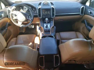 2013 Porsche Cayenne S with VIN WP1AB2A22DLA81659, listed as a Copart auction lot 47317135 with 131,751 mi miles and Clean title. Bid and sale history available at DreamBid. Image 8.