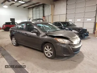 2011 Mazda 3 i Touring z VIN JM1BL1VF5B1423401, wystawiony jako IAAI lot #41676691 z przebiegiem 132 742 mil mil oraz . Historia ofert i sprzedaży dostępna na DreamBid. Obrazek 1.