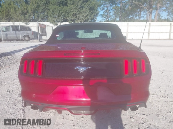 2017 Ford Mustang EcoBoost Premium z VIN 1FATP8UH6H5239273, wystawiony jako IAAI lot #41684562 z przebiegiem 106 222 mil mil oraz . Historia ofert i sprzedaży dostępna na DreamBid. Obrazek 16.