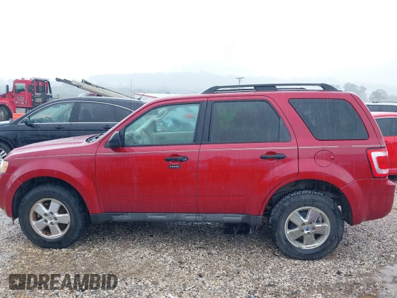 2011 Ford Escape XLT с VIN 1FMCU9D7XBKB32540, выставлен на аукционе IAAI как лот 42327433 с пробегом 73 075 миль миль и . История ставок и продаж доступна на DreamBid. Изображение 14.