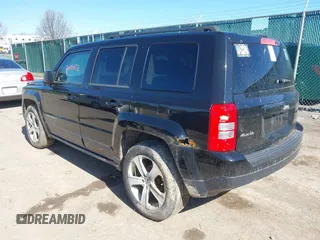 2014 Jeep Patriot Sport with VIN 1C4NJRBB7ED898442, listed as a IAAI auction lot 42020852 with 109,311 mi miles. Bid and sale history available at carsss.com. Image 3.