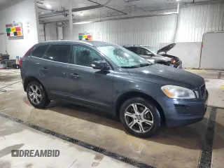 2013 Volvo XC60 T6 with VIN YV4902DZ0D2422384, listed as a Copart auction lot 57321755 with 129,508 mi miles and Salvage title. Bid and sale history available at DreamBid. Image 4.