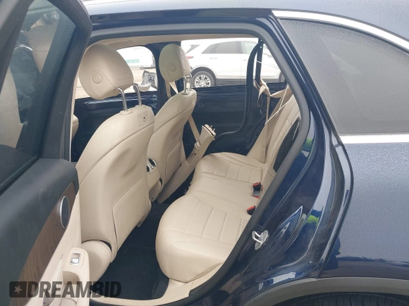 2019 Mercedes-Benz GLC with VIN WDC0G4JB6K1002622, listed as a IAAI auction lot 41647656 with 42,732 mi miles. Bid and sale history available at carsss.com. Image 8.