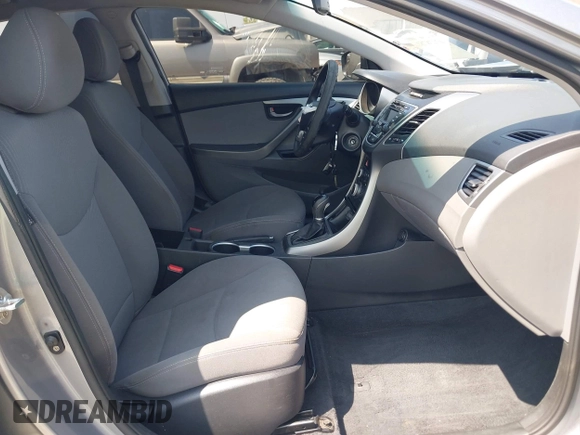 2014 Hyundai Elantra SE z VIN KMHDH4AE5EU118200, wystawiony jako IAAI lot #42178781 z przebiegiem 90 933 mil mil oraz . Historia ofert i sprzedaży dostępna na DreamBid. Obrazek 5.