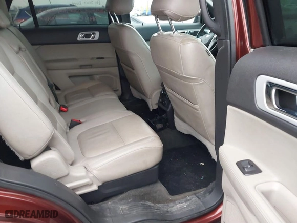 2015 Ford Explorer Limited with VIN 1FM5K8F81FGA20989, listed as a IAAI auction lot 41706989 with 167,152 mi miles. Bid and sale history available at carsss.com. Image 8.