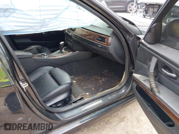 2011 BMW 3 Series 335i xDrive with VIN WBAPL5C55BA919044, listed as a IAAI auction lot 42453418 with 189,981 mi miles and . Bid and sale history available at DreamBid. Image 5.