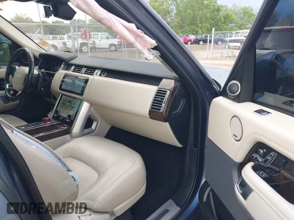 2019 Land Rover Range Rover HSE with VIN SALGS2SV5KA561216, listed as a IAAI auction lot 42567954 with 75,507 mi miles and . Bid and sale history available at DreamBid. Image 5.