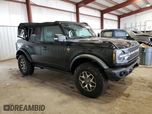 2023 Ford Bronco with VIN 1FMEE5DP2PLB11875, listed as a Copart auction lot 63865103 with 5,470 mi miles. Bid and sale history available at carsss.com. Image 4.