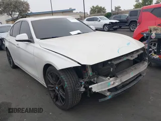 2016 BMW 3 Series 328i xDrive с VIN WBA8E3G57GNT80830, выставлен на аукционе IAAI как лот 42408628 с пробегом 127 476 миль миль и . История ставок и продаж доступна на DreamBid. Изображение 1.