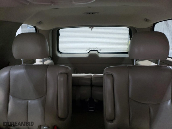 2005 Chevrolet Tahoe LT with VIN 1GNEK13T75J218893, listed as a Copart auction lot 88750385 with 259,930 mi miles and Salvage Title. Bid and sale history available at carsss.com. Image 10.