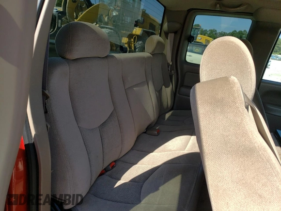 2003 GMC Sierra 1500 SLE1 z VIN 1GTEC19V93Z309970, wystawiony jako Copart lot #76294274 z przebiegiem 231 828 mil mil oraz Szkoda całkowita • Salvage title. Historia ofert i sprzedaży dostępna na DreamBid. Obrazek 10.