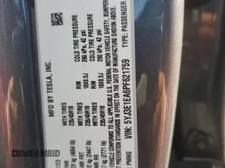 2023 Tesla Model 3 z VIN 5YJ3E1EA6PF621759, wystawiony jako Copart lot #63669045 z przebiegiem 20 094 mil mil oraz Szkoda całkowita • Salvage title. Historia ofert i sprzedaży dostępna na DreamBid. Obrazek 12.