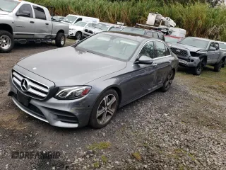 2017 Mercedes-Benz E 300 Luxury z VIN WDDZF4KB6HA136575, wystawiony jako Copart lot #83232144 z przebiegiem 72 165 mil mil oraz Szkoda całkowita • Salvage title. Historia ofert i sprzedaży dostępna na DreamBid. Obrazek 1.
