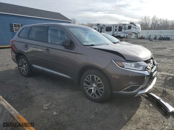 2017 Mitsubishi Outlander ES with VIN JA4AZ2A38HZ000697, listed as a Copart auction lot 48722775 with 71,900 mi miles and Salvage Title. Bid and sale history available at carsss.com. Image 4.