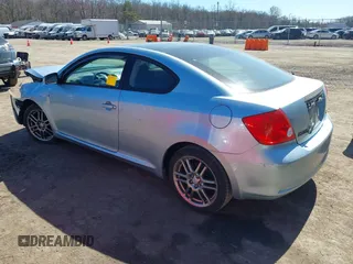 2005 Scion tC z VIN JTKDE177550057676, wystawiony jako IAAI lot #41883875 z przebiegiem 133 014 mil mil oraz . Historia ofert i sprzedaży dostępna na DreamBid. Obrazek 3.