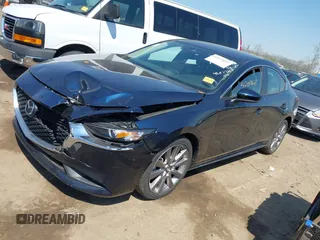 2021 Mazda 3 Select with VIN 3MZBPBBL2MM214771, listed as a IAAI auction lot 42071627 with 40,334 mi miles. Bid and sale history available at carsss.com. Image 17.