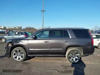 2018 Cadillac Escalade Premium Luxury with VIN 1GYS4CKJXJR217809, listed as a IAAI auction lot 41711281 with 63,482 mi miles. Bid and sale history available at carsss.com. Image 14.