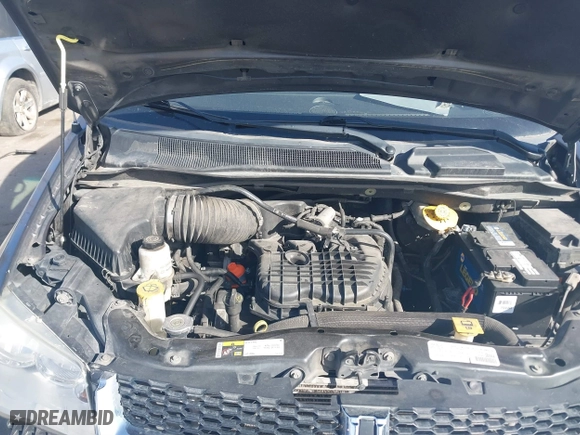 2016 Dodge Grand Caravan SXT with VIN 2C4RDGCG2GR265774, listed as a IAAI auction lot 41763444 with 142,700 mi miles. Bid and sale history available at carsss.com. Image 9.