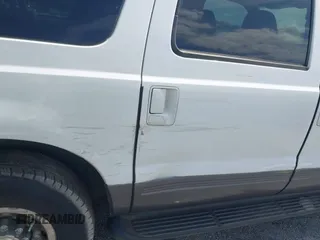 2002 Ford Excursion Special Serv с VIN 1FMNU40L12EA14485, выставлен на аукционе IAAI как лот 42101320 с пробегом 170 043 миль миль и . История ставок и продаж доступна на DreamBid. Изображение 6.