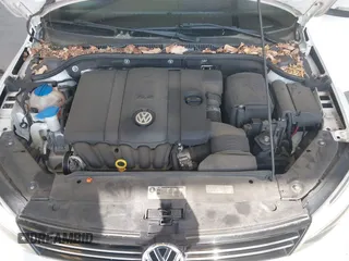 2013 Volkswagen Jetta SE with VIN 3VWDP7AJ3DM450335, listed as a IAAI auction lot 42575198 with 100,184 mi miles and . Bid and sale history available at DreamBid. Image 10.