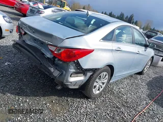 2011 Hyundai Sonata GLS with VIN 5NPEB4AC5BH255149, listed as a IAAI auction lot 41950130 with 76,245 mi miles and . Bid and sale history available at carsss.com. Image 4.