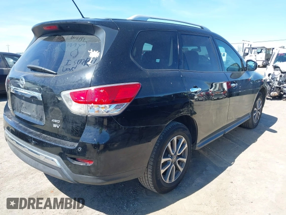 2013 Nissan Pathfinder SL with VIN 5N1AR2MM3DC667423, listed as a IAAI auction lot 41885459 with 140,970 mi miles and . Bid and sale history available at DreamBid. Image 4.