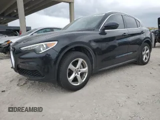 2018 Alfa Romeo Stelvio z VIN ZASFAKAN6J7B72451, wystawiony jako Copart lot #55204045 z przebiegiem 81 730 mil mil oraz Szkody całkowita. Historia ofert i sprzedaży dostępna na DreamBid. Obrazek 1.