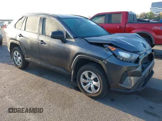 2020 Toyota RAV4 LE with VIN 2T3H1RFV0LC078920, listed as a IAAI auction lot 42004555 with 33,738 mi miles. Bid and sale history available at carsss.com. Image 1.