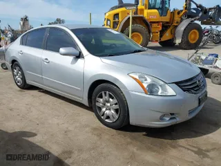2010 Nissan Altima 2.5 SL with VIN 1N4AL2AP8AN440609, listed as a IAAI auction lot 41933553 with 176,391 mi miles. Bid and sale history available at carsss.com. Image 1.