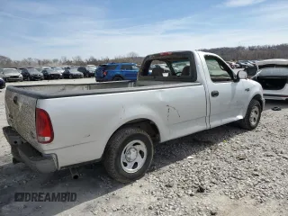 2001 Ford F-150 XL z VIN 2FTZF17261CA31704, wystawiony jako Copart lot #49744315 z przebiegiem 165 613 mil mil oraz Szkoda całkowita • Salvage title. Historia ofert i sprzedaży dostępna na DreamBid. Obrazek 3.