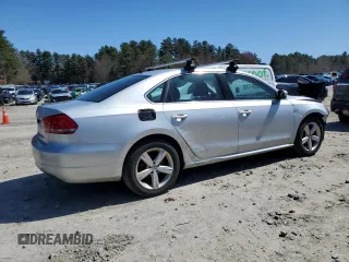 2013 Volkswagen Passat SE w/Sunroof & Nav with VIN 1VWBP7A39DC028709, listed as a Copart auction lot 49280055 with 171,325 mi miles and Clean Title. Bid and sale history available at carsss.com. Image 3.