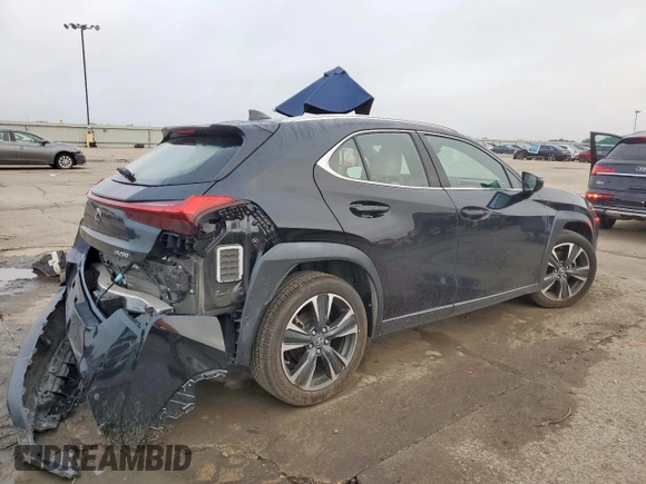 2020 Lexus UX 200 with VIN JTHX3JBH8L2021412, listed as a Copart auction lot 58896875 with 47,907 mi miles and Salvage title. Bid and sale history available at DreamBid. Image 3.