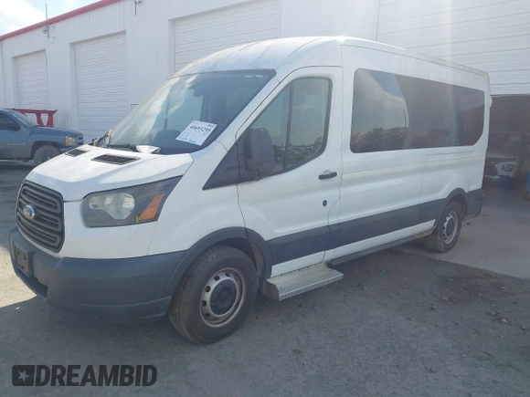 2016 Ford Transit XL z VIN 1FDZX2CM0GKB22459, wystawiony jako IAAI lot #40693295 z przebiegiem 302 216 mil mil oraz . Historia ofert i sprzedaży dostępna na DreamBid. Obrazek 18.