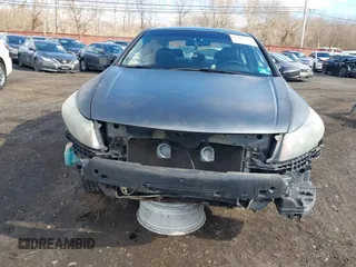 2009 Honda Accord EX-L z VIN 1HGCP26809A040864, wystawiony jako IAAI lot #41491259 z przebiegiem 146 769 mil mil oraz . Historia ofert i sprzedaży dostępna na DreamBid. Obrazek 13.