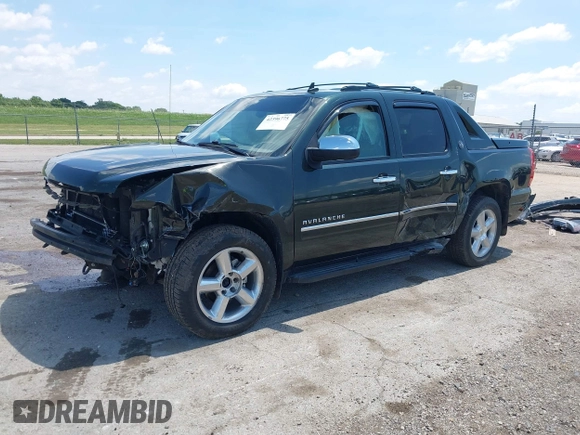 2013 Chevrolet Avalanche LTZ with VIN 3GNTKGE77DG331947, listed as a IAAI auction lot 42396775 with 119,150 mi miles and . Bid and sale history available at DreamBid. Image 18.