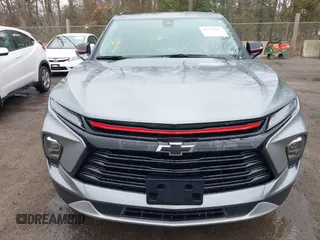 2024 Chevrolet Blazer LT с VIN 3GNKBJR49RS180008, выставлен на аукционе IAAI как лот 41739457 с пробегом 6 508 миль миль и . История ставок и продаж доступна на DreamBid. Изображение 12.