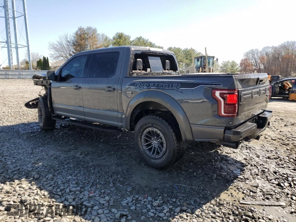 2020 Ford F-150 Raptor with VIN 1FTFW1RG3LFA04270, listed as a Copart auction lot 52685685 with 68,494 mi miles and Salvage Title. Bid and sale history available at carsss.com. Image 2.