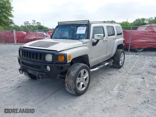 2006 Hummer H3 with VIN 5GTDN136068312962, listed as a IAAI auction lot 42087899 with 298,681 mi miles. Bid and sale history available at carsss.com. Image 2.