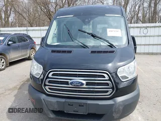 2017 Ford Transit XL с VIN 1FBAX2CM5HKB15501, выставлен на аукционе IAAI как лот 42072707 с пробегом Не указан миль и . История ставок и продаж доступна на DreamBid. Изображение 6.