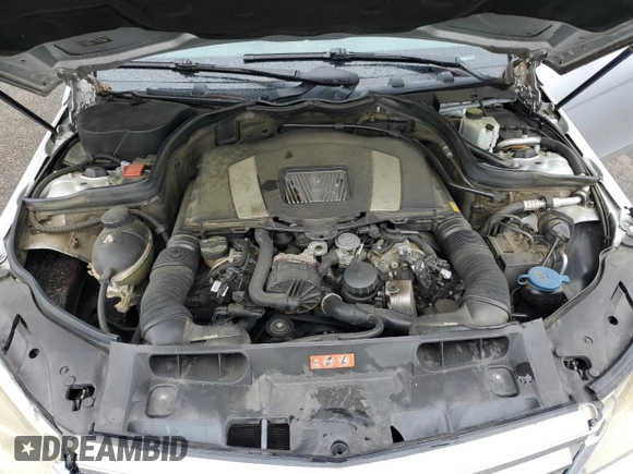 2008 Mercedes-Benz C 350 Sport z VIN WDDGF56X48R038486, wystawiony jako Copart lot #56498375 z przebiegiem 222 138 mil mil oraz Szkoda całkowita • Salvage title. Historia ofert i sprzedaży dostępna na DreamBid. Obrazek 11.