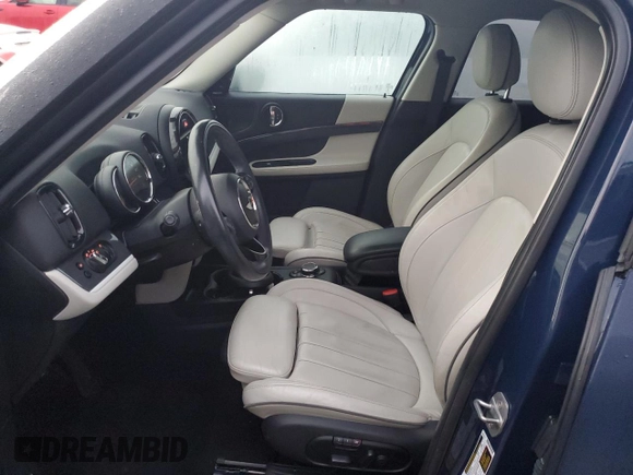 2018 MINI Countryman Cooper S with VIN WMZYT3C37J3E93910, listed as a Copart auction lot 74038734 with 0 mi miles and Salvage Title. Bid and sale history available at carsss.com. Image 7.