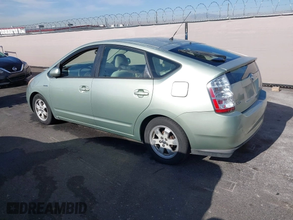 2006 Toyota Prius with VIN JTDKB20U863162130, listed as a IAAI auction lot 42050280 with 253,450 mi miles. Bid and sale history available at carsss.com. Image 3.