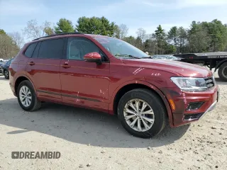 2018 Volkswagen Tiguan S z VIN 3VV0B7AX8JM124256, wystawiony jako Copart lot #53626695 z przebiegiem 82 171 mil mil oraz Szkody całkowita. Historia ofert i sprzedaży dostępna na DreamBid. Obrazek 4.