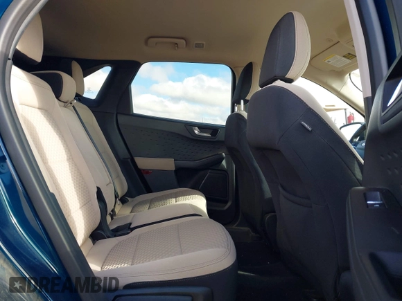 2020 Ford Escape SE Sport Hybrid with VIN 1FMCU0BZ2LUC36980, listed as a IAAI auction lot 41917446 with 39,825 mi miles and . Bid and sale history available at carsss.com. Image 5.