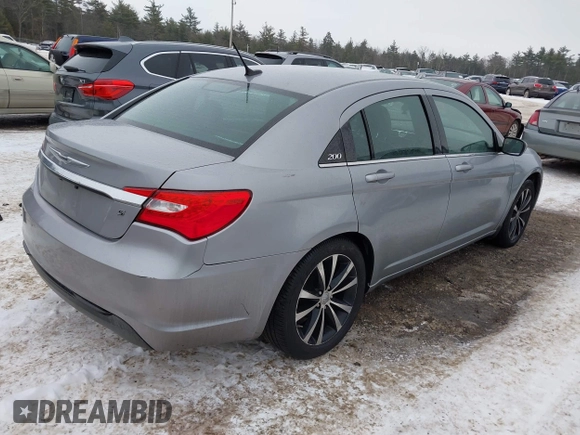 2013 Chrysler 200 Limited with VIN 1C3CCBCG2DN592782, listed as a IAAI auction lot 41471739 with 103,079 mi miles and . Bid and sale history available at DreamBid. Image 4.