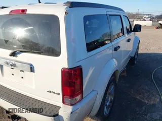 2007 Dodge Nitro SLT with VIN 1D8GU58K67W692313, listed as a IAAI auction lot 41441915 with 195,521 mi miles. Bid and sale history available at carsss.com. Image 6.