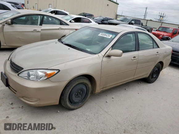 2004 Toyota Camry LE with VIN 4T1BE32KX4U903728, listed as a Copart auction lot 54686425 with 297,587 mi miles and Clean title. Bid and sale history available at DreamBid. Image 1.